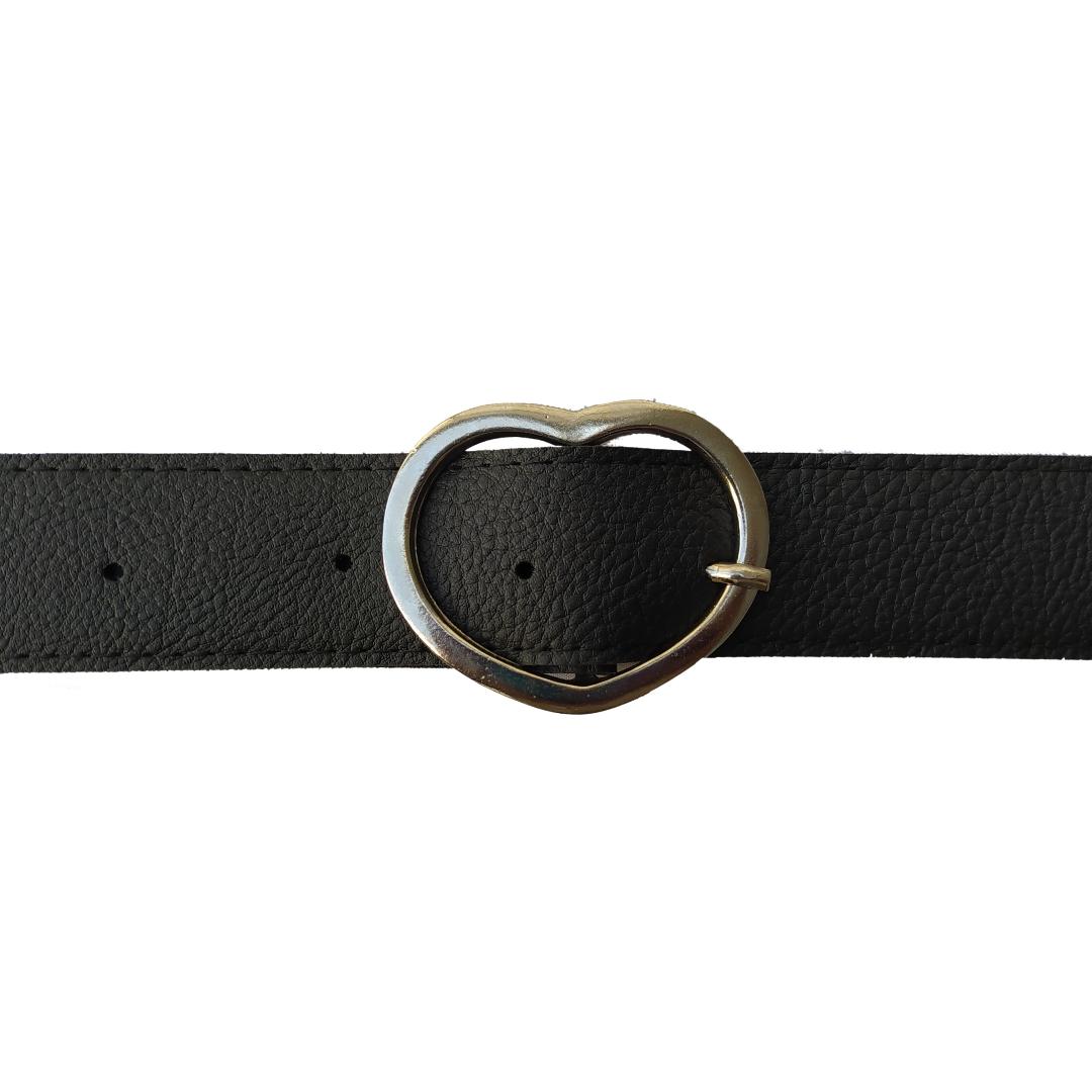 Cinturon de Mujer Talle Especial Cuero Sintetico Corazon 135x3.5cm Negro